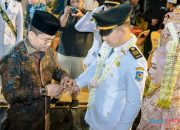 Pj Bupati Endri Pimpin Upacara Pernikahan Purna Praja di HSS