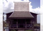 Sejarah Rumah Adat Banjar: Keindahan dan Makna di Balik Arsitektur Tradisional
