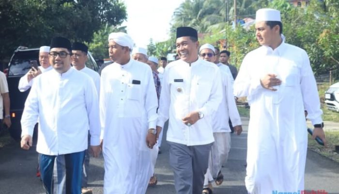 Perkuat Silaturahmi, Bupati HSS Hadiri Halal Bihalal dan Haul Ke-16 H M Karsayuda