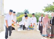Jelang HUT ALRI, Pemkab HSS Ziarah ke Makam Pahlawan Nasional Brigjen TNI Hassan Basry