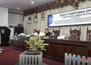 Fraksi DPRD HSS Sampaikan Pandangan Atas Ranperda Administrasi Kependudukan