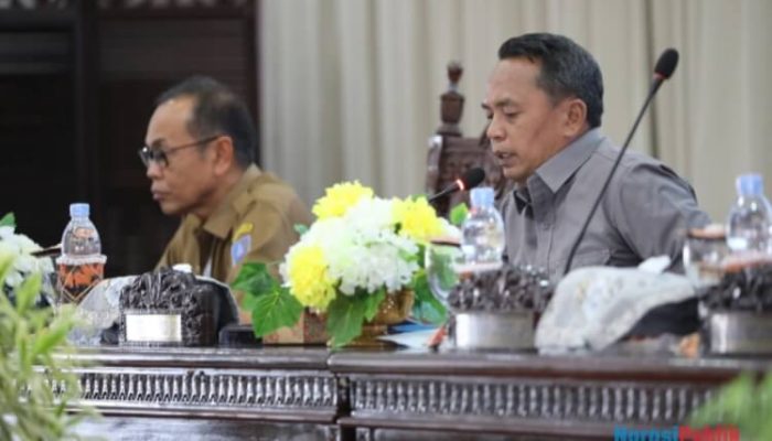 Sekda HSS Hadiri Rapat Paripurna Bahas RPJMD 2025–2029 dan Ranperda Pajak Daerah
