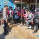 Kapolsek Loksado, IPDA Roni Priyanto bersama anggota saat melakukan patroli dialogis bersama pengunjung wisata di KSPN Loksado. (Foto : Narasi Publik)