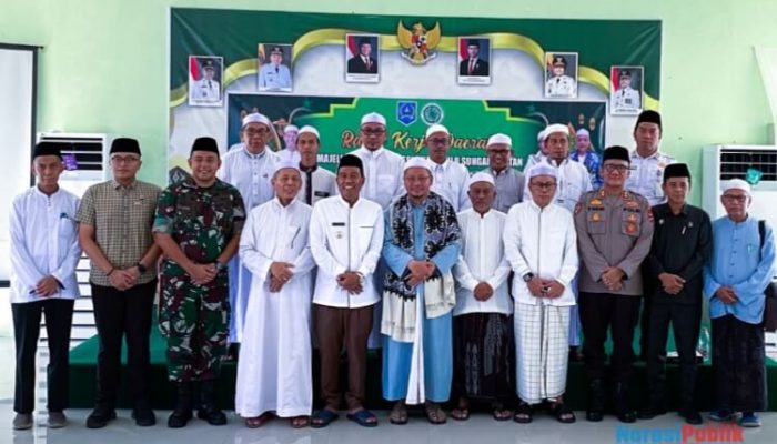 Buka Rakerda MUI HSS 2025, Bupati Syafrudin Noor Siap Bersinergi Dengan Ulama