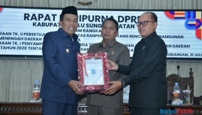 Bupati HSS Usulkan Penggabungan OPD Demi Efisiensi Anggaran Daerah Lewat Paripurna DPRD
