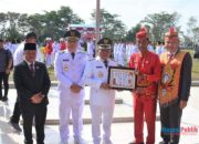 Bupati KapuasTerima Penghargaan dari Asosiasi LPPL Tahun 2025