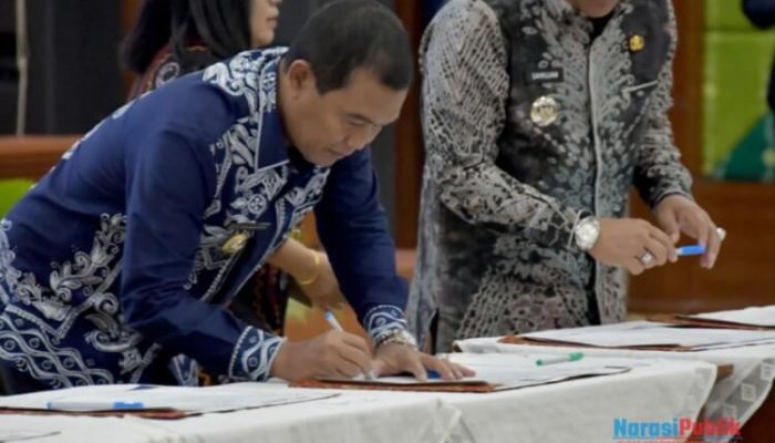 Bupati HSS Tandatangani Komitmen Bersama Akselerasi Pembangunan dan Manajemen Talenta ASN