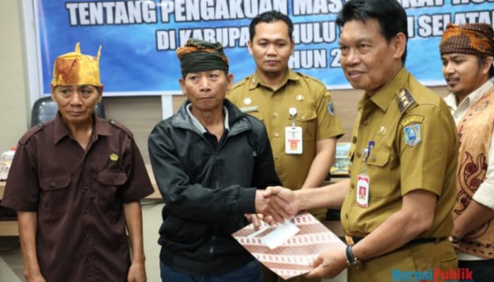 Empat Komunitas Adat di HSS Terima SK Pengakuan Resmi dari Pemkab