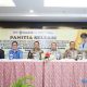 Wakil Bupati Tapin, H Juanda saat menghadiri pembukaan kegiatan uji kompetensi dan evaluasi kinerja JPT Pratama. (Foto : Prokopim Tapin)