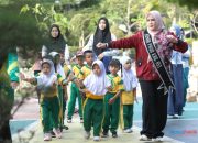 Tanamkan Hidup Sehat Sejak Dini, Bunda PAUD HSS Ajak Anak-Anak Senam Ceria