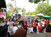 Wabup HSS Suriani Ikut Meriahkan HUT RI ke-80 Bersama Warga Daha
