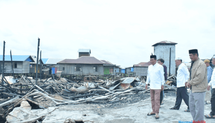 Hangus Terbakar, Bupati dan Wabup HSS Tinjau SDN 1 Samuda dan SMPN 3 Daha Selatan