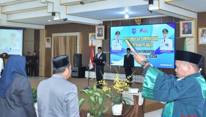 Dorong Semangat Pelayanan Publik, Bupati Syafrudin Rotasi Pejabat di Lingkup Pemkab HSS