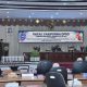 Salah satu perwakilan fraksi DPRD HSS menyampaikan pendapatnya terhadap APBD 2026 yang resmi ditetapkankan sebagai Perda. (Foto : Narasi Publik)