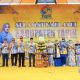 Foto bersama usai prosesi pemotongan tumpeng di Hari Jadi ke-60 Kabupaten Tapin. (Foto : Prokopim Tapin)
