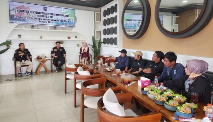 Komisi III DPRD HSS Gelar Forum Aspirasi Bersama PWI dan Masyarakat