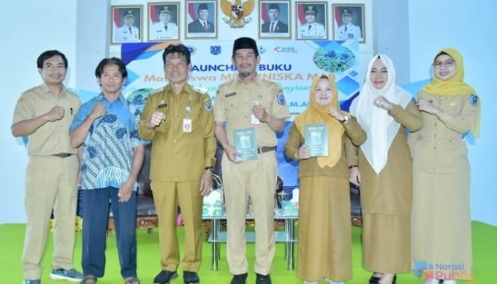 Wabup HSS Yakini Buku Budidaya Lumbuk Pangrawit Beri Manfaat Nyata Bagi Petani