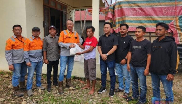 Respon Aspirasi HMI, PT AGM Salurkan 1.000 Paket Bantuan Untuk Warga