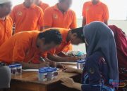 BNNK HSS dan Rutan Rantau Cegah Peredaran Narkoba Lewat Tes Urine dan Razia Kamar WBP