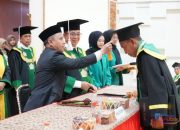 Bupati Tapin Hadiri Wisuda Perdana STIT Assunniyyah Tambarangan
