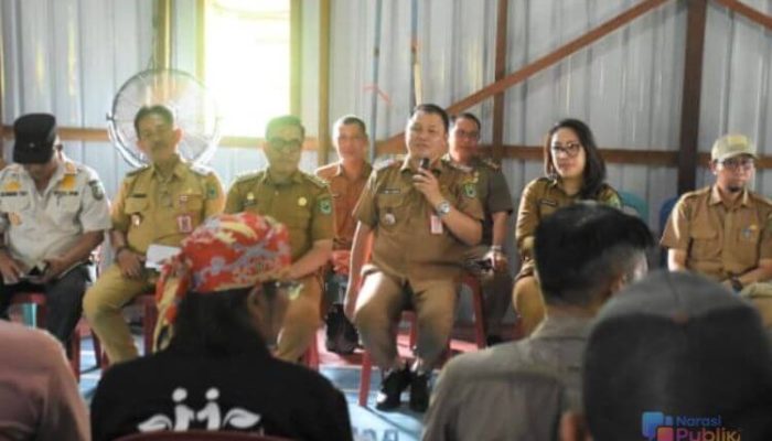 Kunjungi Desa Sei Bakut, Sekda Kapuas Serap Aspirasi Warga Lewat Dialog Terbuka