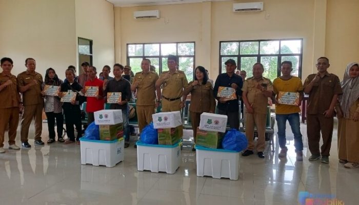 Pemkab Kapuas Bantu Warga Terdampak Kebakaran dan Puting Beliung