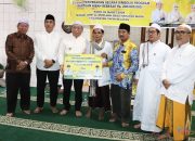 Safari Ramadan, Wabup Tapin Serahkan Hibah Rp200 Juta untuk Masjid di Desa Harapan Masa