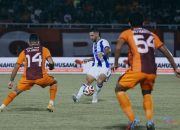 Persib Gagal Menang di Samarinda, Duel Puncak Klasemen Berakhir Imbang