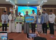 Jelang Idul Fitri, Pemkab HSS Salurkan Insentif untuk 800 Ustadz dan Ustadzah