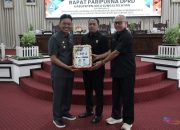 Gelar Paripurna Penyampaian LKPj APBD 2025, DPRD HSS Apresiasi Kinerja Eksekutif