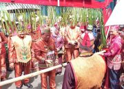 Tradisi Adat Dayak Ngaju “Banama Hai dan Ngarunya” Meriahkan Hari Jadi ke-220 Kuala Kapuas