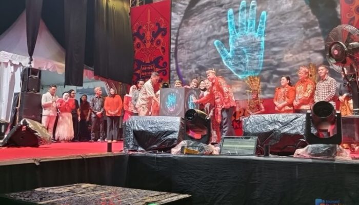 Promosikan Potensi Daerah, Bupati Wiyatno Buka Expo Kapuas 2026 dan Festival Budaya