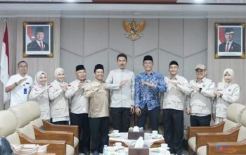 Bupati Banjar, H. Saidi Mansyur menerima kunjungan audiensi jajaran Kemanhaj Banjar. (Dok. Istimewa)
