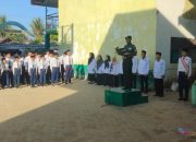 Pimpin Upacara di MTs Nurul Hidayah, Babinsa Amuntai Selatan Ajak Siswa Jauhi Narkoba
