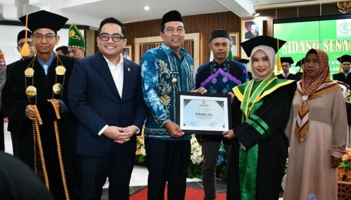 Hadiri Wisuda IAI Darul Ulum, Bupati HSS Ajak Para Sarjana Berperan Aktif Bangunan Daerah