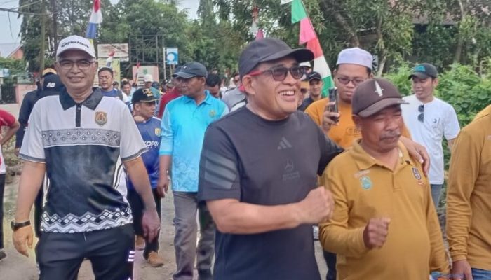 Euforia Hari Jadi HSU ke-74, Ribuan Warga Haurgading Jalan Sehat Bersama Bupati Sahrujani