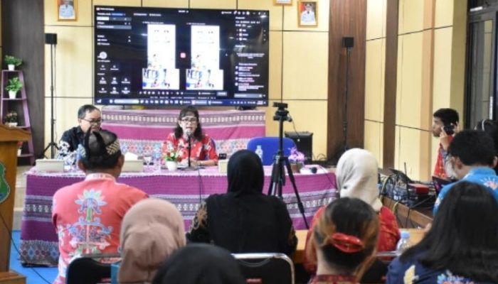 Permudah Layanan Adminduk, Disdukcapil Kapuas Luncurkan Inovasi “SIMPEL WA”
