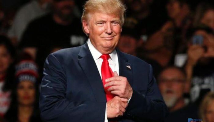 Respons Donald Trump Soal Selat Hormuz: Terima Kasih Iran, Tapi Blokade Tetap Jalan