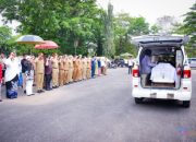 Wabup Kapuas Pimpin Upacara Penghormatan Terakhir untuk Almarhum Jhon Phita Kadang