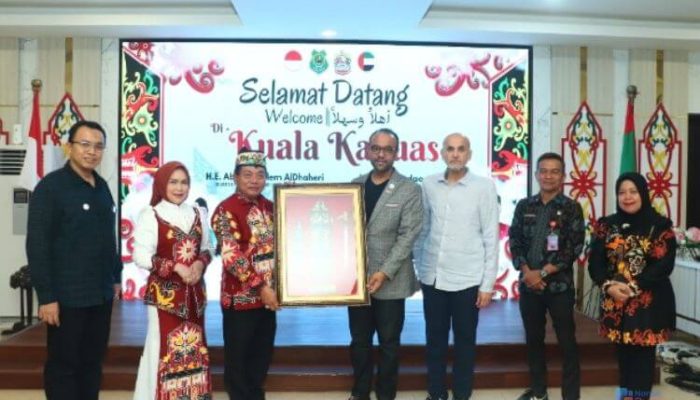 Kemenkes dan Noor Dubai Foundation Gelar Operasi Katarak Gratis di Kapuas
