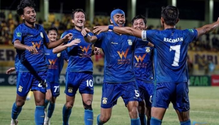 Laga Hidup Mati Lawan Persekat, Leonard Tupamahu Minta Skuat Persiba Berjuang Habis-habisan