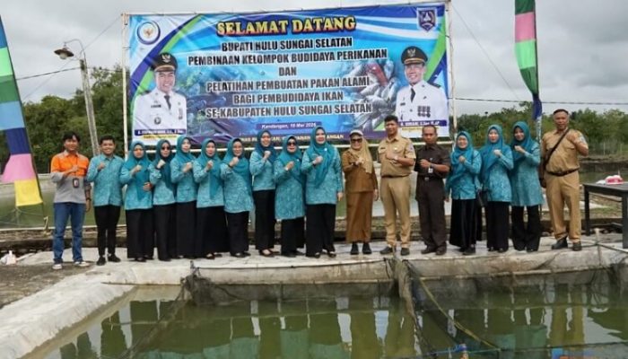 Perkuat Sektor Perikanan, Pemkab HSS Latih Puluhan Pembudidaya Ikan Bikin Pakan Alami