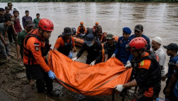 Dua Hari Pencarian, Korban Tenggelam di DAS Kapuas Murung Ditemukan Meninggal Dunia