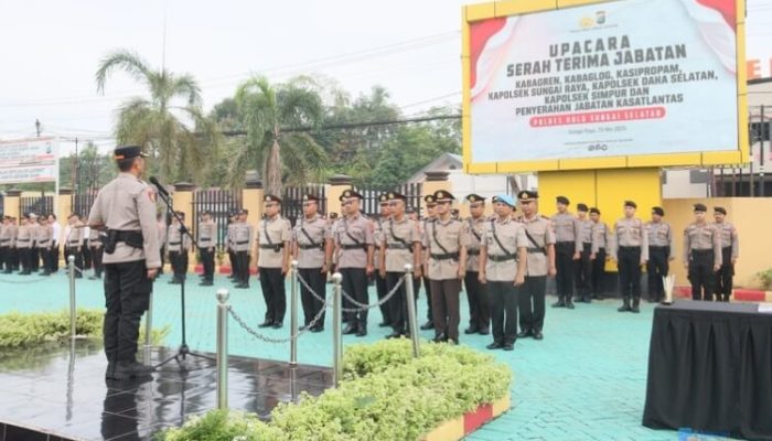 Kapolres HSS Pimpin Upacara Sertijab, Sejumlah Pejabat Utama Resmi Berganti