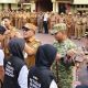 Bupati HSU H. Sahrujani bersama Forkopimda mengukuhkan petugas lapangan Sensus Ekonomi Tahun 2026. (Dok. Istimewa)