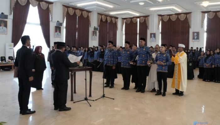 Perkuat Birokrasi Daerah, Bupati Kapuas Lantik Ribuan PNS dan Pejabat Fungsional