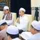 Bupati Tapin, H. Yamani menghadiri haul TGH Muhammad Ilmi Jumri di Majelis Raudhaturrahmah, Desa Labung, Kecamatan Tapin Tengah. (Dok. Prokopim Tapin)