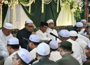 Hadiri Haul ke-5 Guru Kapuh, Bupati HSS Ajak Teladani Dakwah Ulama