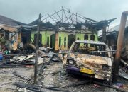 Kebakaran di Panangkalaan HSU, Satu Rumah dan Mobil Ludes Terbakar