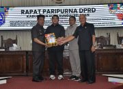Ketua DPRD HSS Pimpin Paripurna Penyampaian Perubahan KUA-PPAS 2026